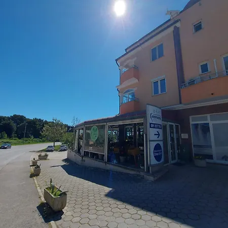 Διαμέρισμα Sole Πούλα