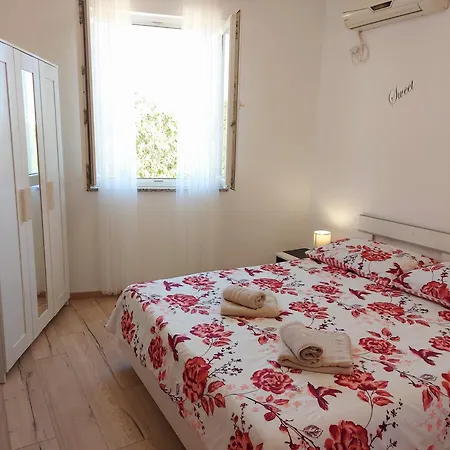 Apartment Sole
